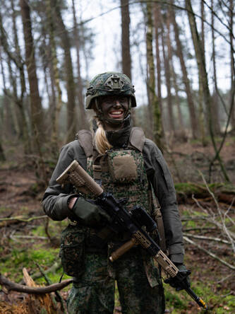 Militair werkstudent Tanya over de AMO+ - Defensity College